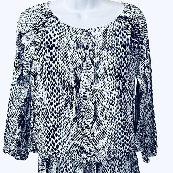 SOFT JOIE Sz XS Mini Dress Arryn B Navy Snake Print Elastic Waist Raglan Sleeve - Picture 4 of 8